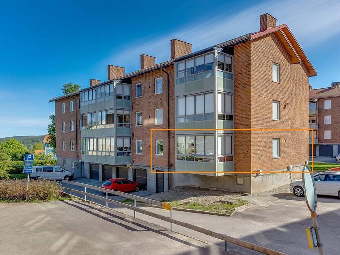 4 rok · 103 m² · Furuhällsgatan 10 B