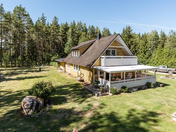 7 rok · 200 m² · Försäter 226