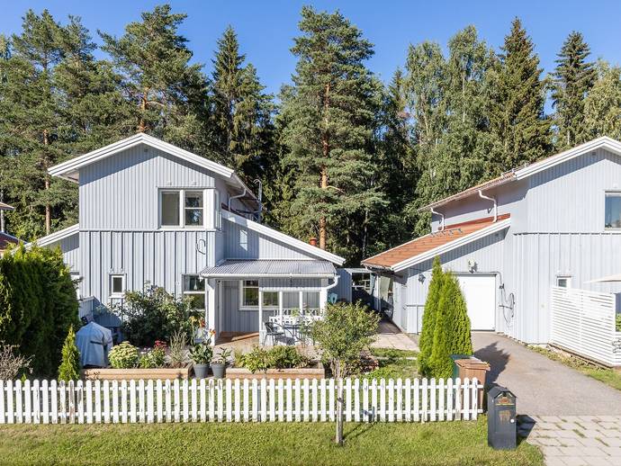 4 rok · 111 m² · Åkerbärsvägen 29
