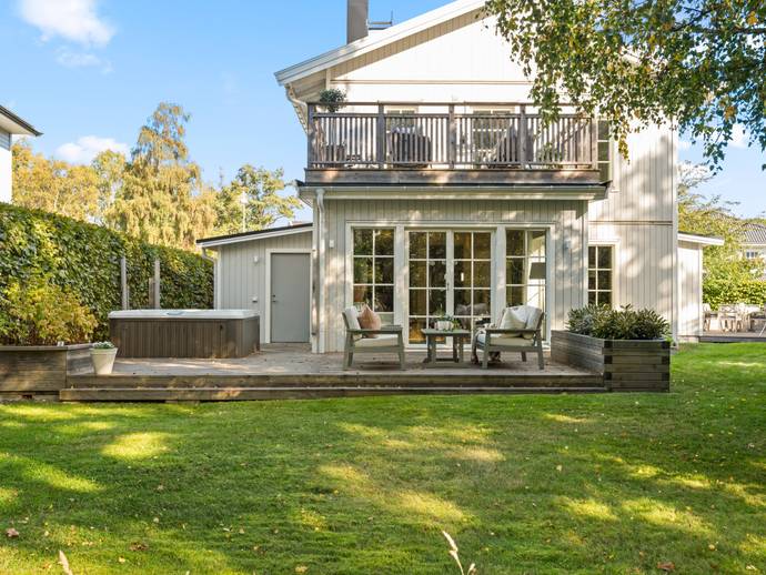6 rok · 160 m² · Stensövägen 35