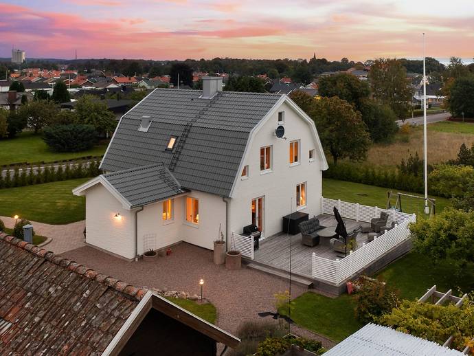 5 rok · 150 m² · Knäpplanvägen 25