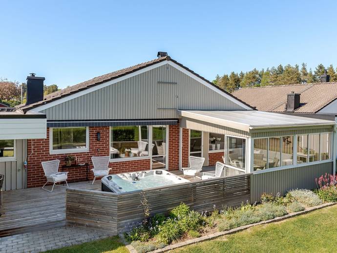 6 rok · 149 m² · Jökelvägen 6