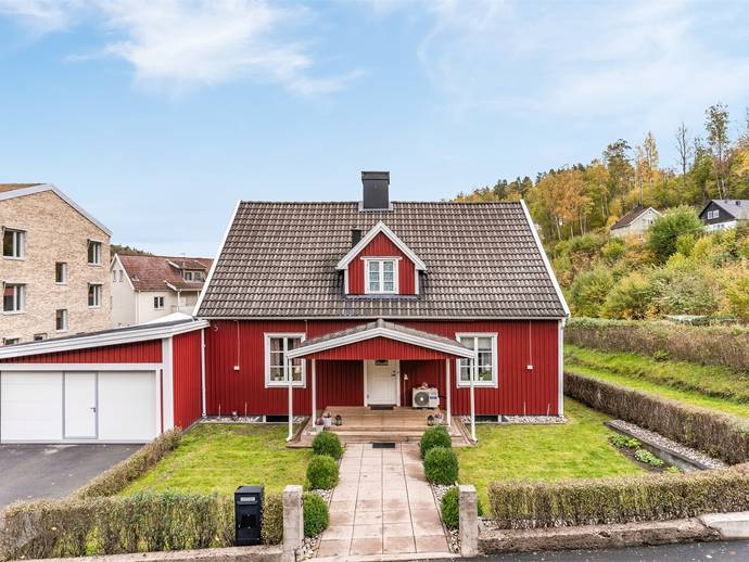 6 rok · 142 m² · Stenbäcksvägen 5