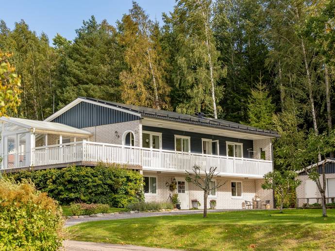 6 rok · 161 m² · Lerbäcksvägen 2A