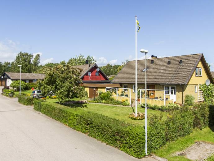 6 rok · 159 m² · Flintslagarevägen 12