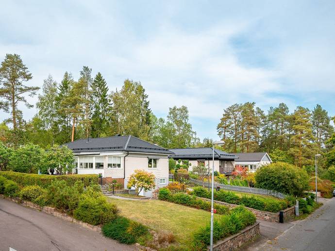 4 rok · 107 m² · Vretbovägen 5