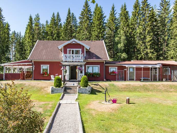 5 rok · 137 m² · Övre Fallbyn 1