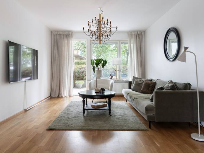 3 rok · 79 m² · Älvsjövägen 14