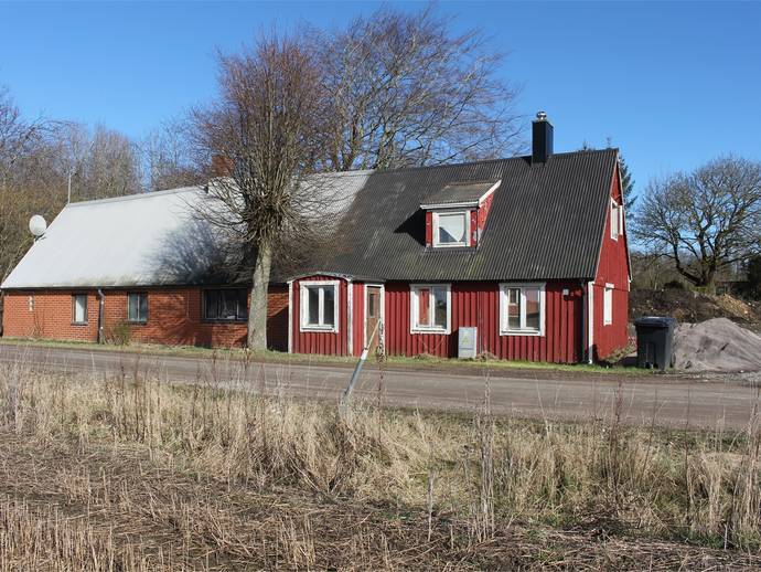 85 m² · Munkagårda 2382, 2385