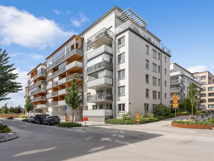 2 rok · 38 m² · Margit Sahlins Gata 1