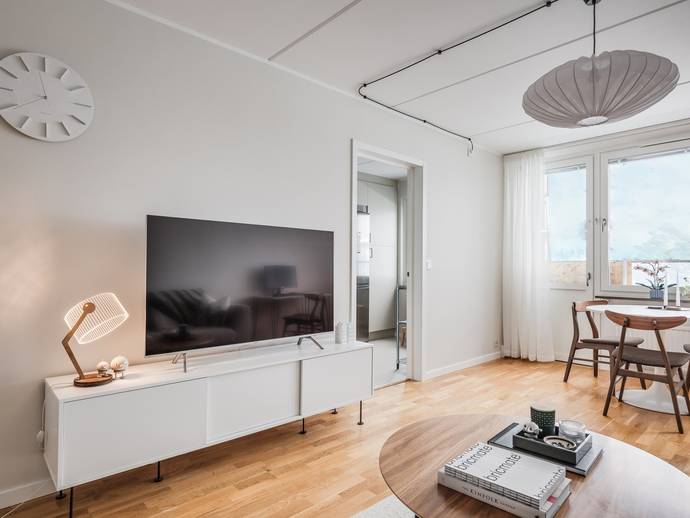 1 rok · 41 m² · Hugingatan 7