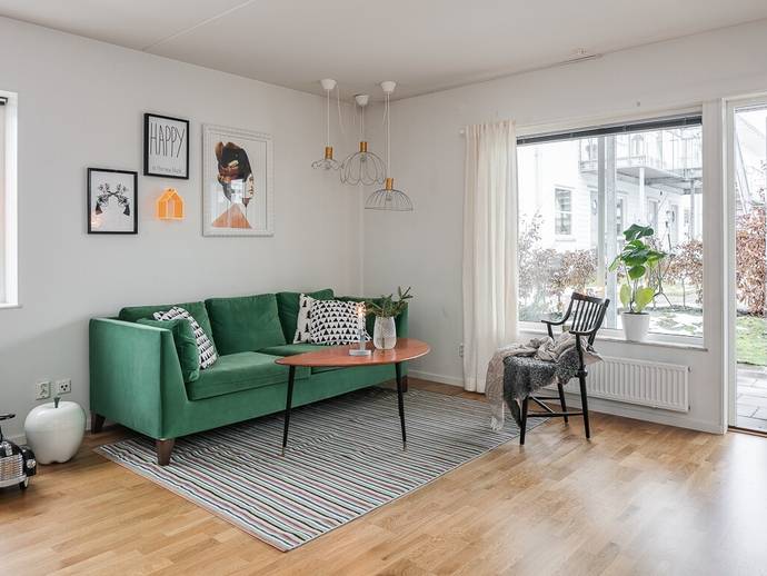 4 rok · 77,1 m² · Meteorvägen 33
