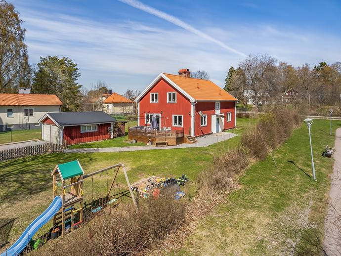 5 rok · 173 m² · Björkgårdsvägen 7