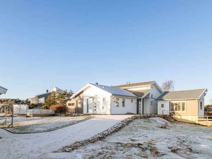 5 rok · 171 m² · Östra Kuseröd 32