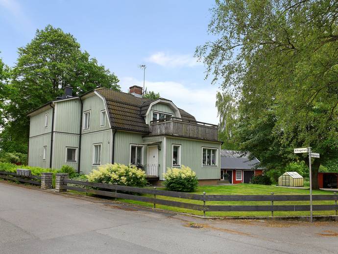 5 rok · 115 m² · Villagatan 6