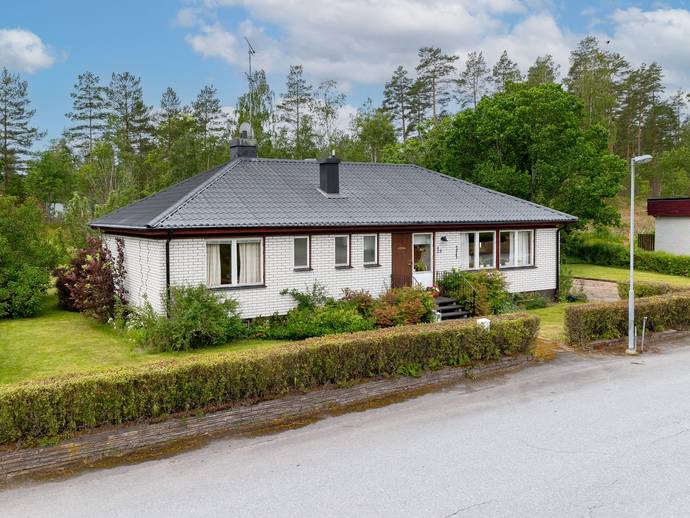4 rok · 110 m² · Strandvägen 1B