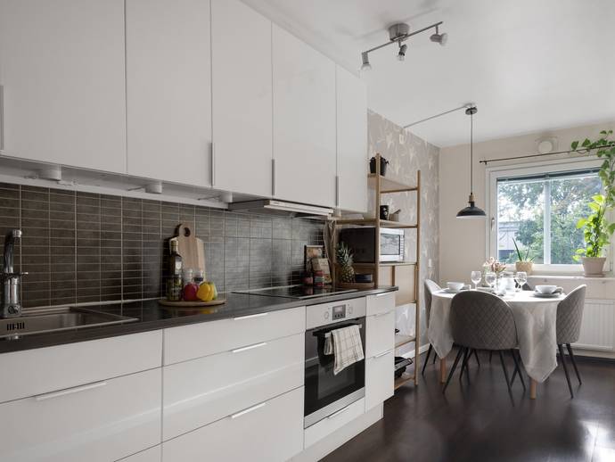 2 rok · 52,1 m² · Nioörtsvägen 42