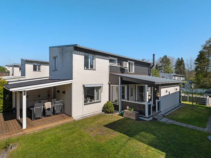 5 rok · 127 m² · Kometvägen 12