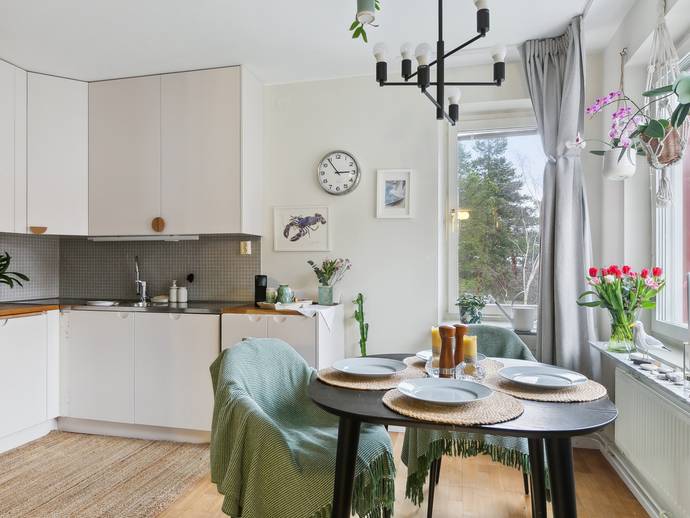 2 rok · 64,4 m² · Frisksportarvägen 6, 1 tr