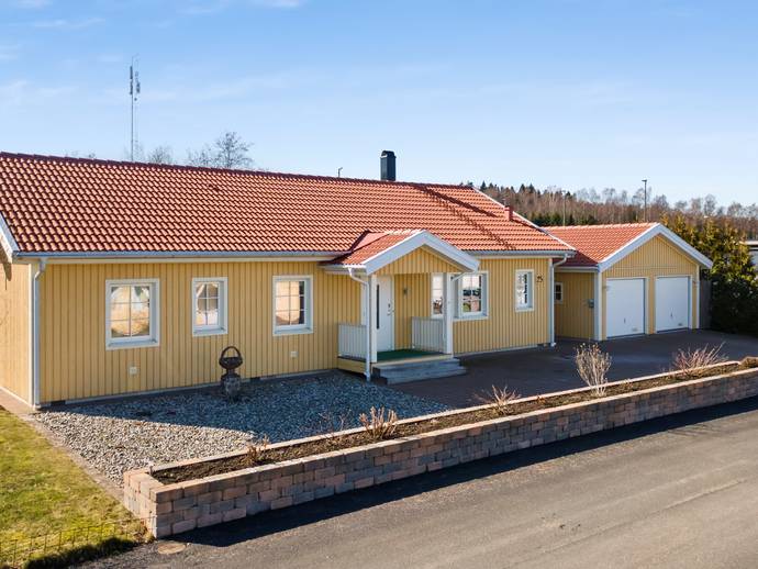 5 rok · 150 m² · Vinbärssvängen 25