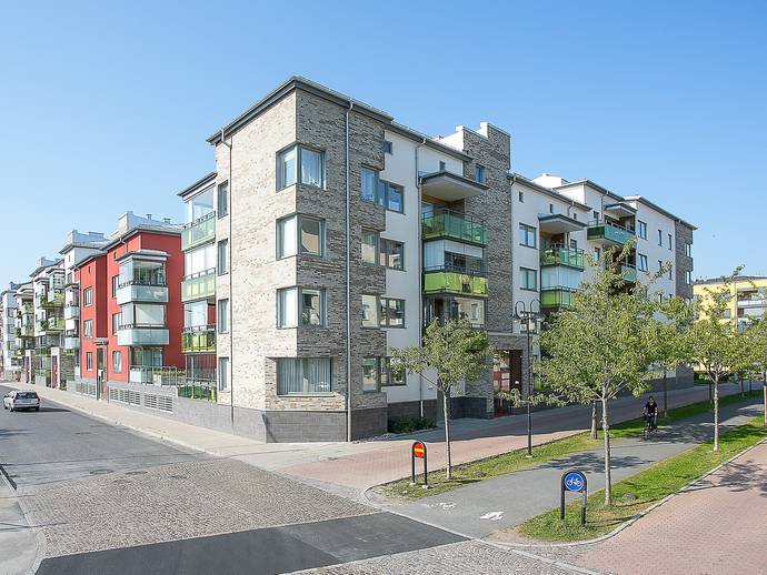 3 rok · 94 m² · Västra Holmgatan 30