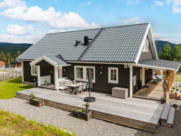 6 rok · 163 m² · Högåsvägen 45