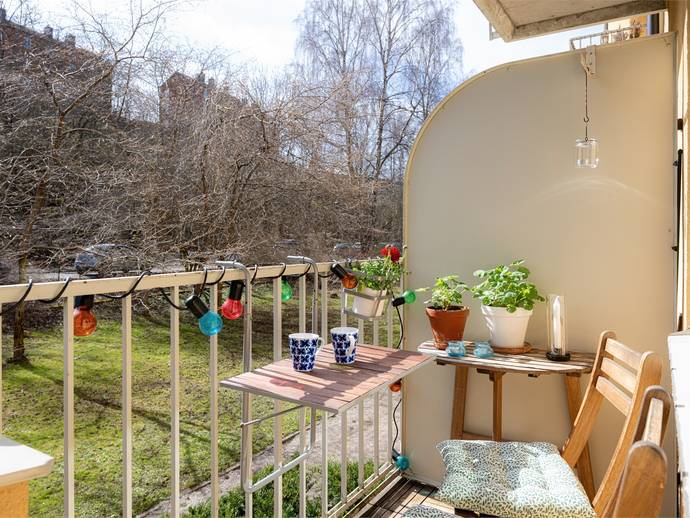 1 rok · 33,5 m² · Hägerstensvägen 113, 1 tr