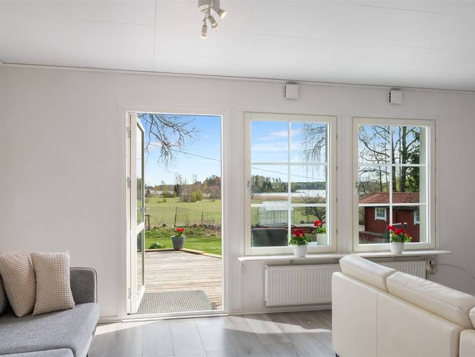 4 rok · 129 m² · Utlunda byväg 45