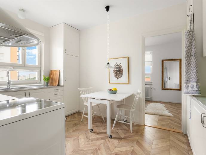 2 rok · 58 m² · Vittangigatan 16