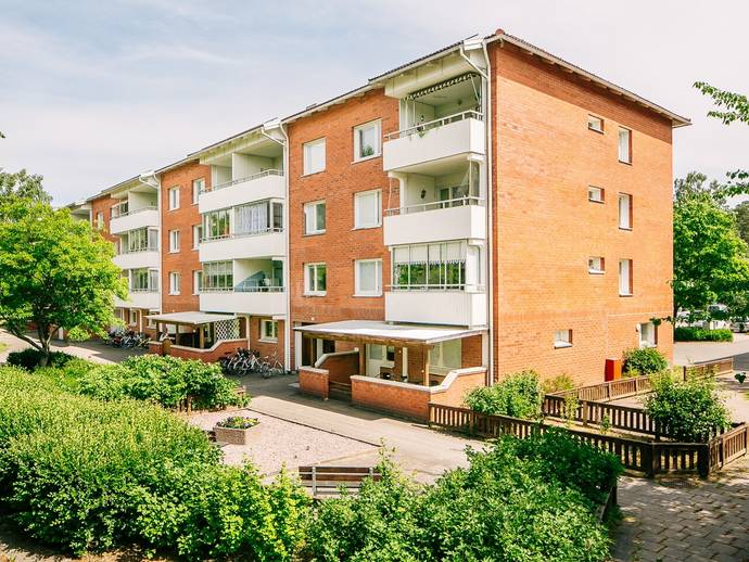 3 rok · 81 m² · Valnötsstigen 25