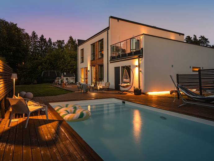 7 rok · 199 m² · Milles väg 22