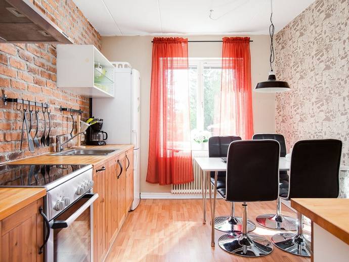 1 rok · 40,3 m² · Landsvägen 18A