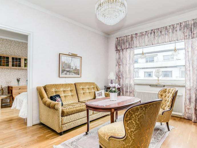 2 rok · 38 m² · Kungsklippan 22A, 8 tr