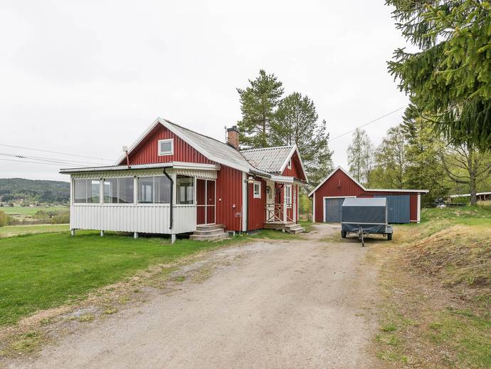 2 rok · 76 m² · Västerhus 151