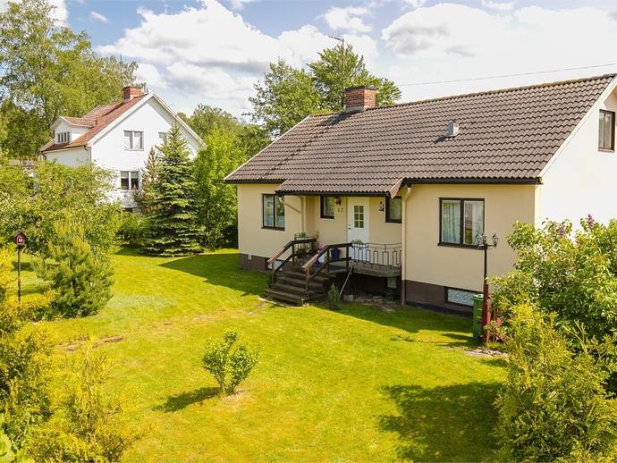 6 rok · 77 m² · Borgavägen 12