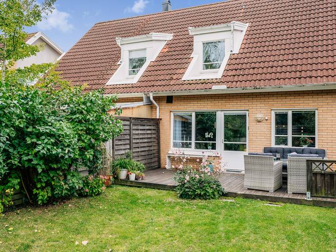 5 rok · 127 m² · Månsans väg 10