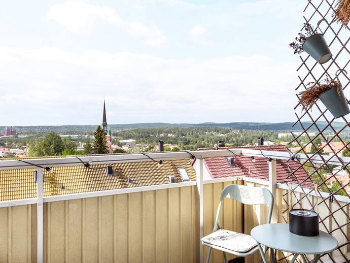 3 rok · 72 m² · Trapplan 1B