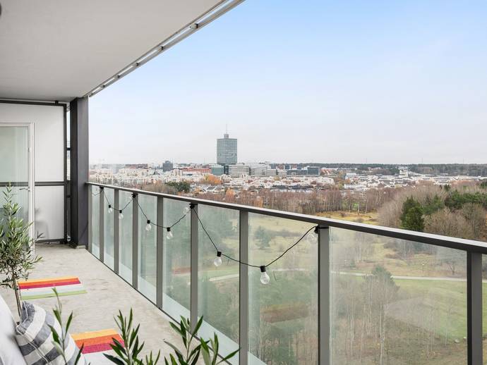 2 rok · 39 m² · Almbygatan 10, 9 tr