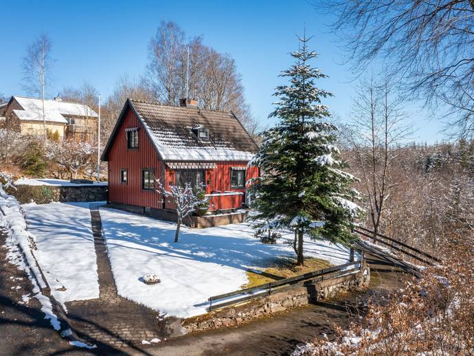 4 rok · 97 m² · Lövåsvägen 18