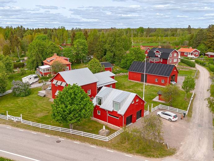 7 rok · 170 m² · Hillstavägen 23