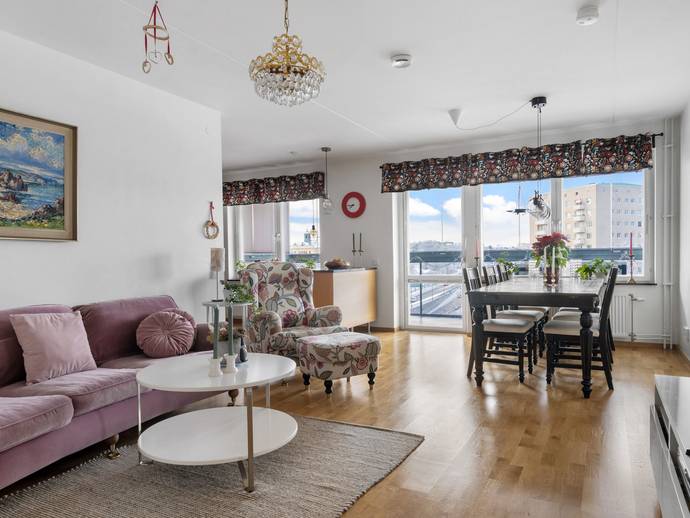 4 rok · 107,5 m² · Drottningholmsvägen 64, 6tr