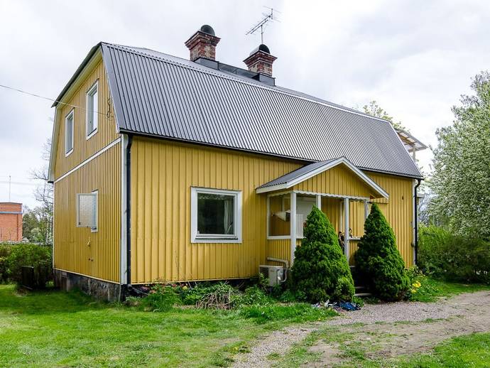 4 rok · 158 m² · Bakfallsvägen 4