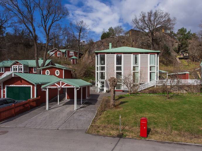 8 rok · 229 m² · Vikdalsvägen 72B