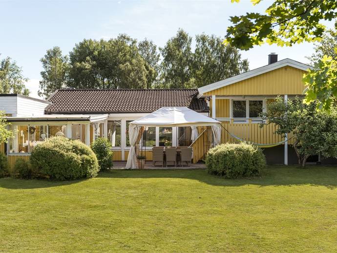 7 rok · 128 m² · Plogvägen 5