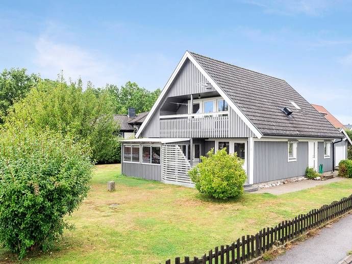 4 rok · 136 m² · Gnejsvägen 2