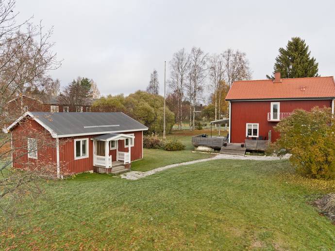 6 rok · 152 m² · Larsvägen 7
