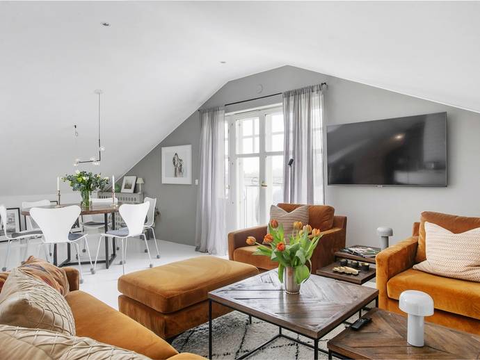 2 rok · 60 m² · Karl Gerhards väg 23A