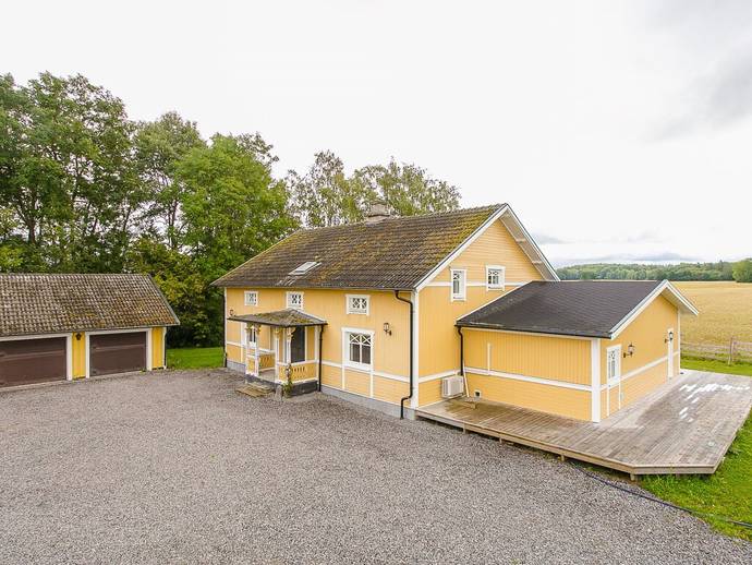 6 rok · 180 m² · Alhultan Klenhult 1