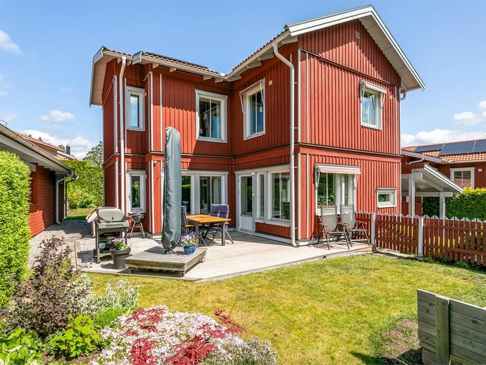 6 rok · 150 m² · Östanvägen 3