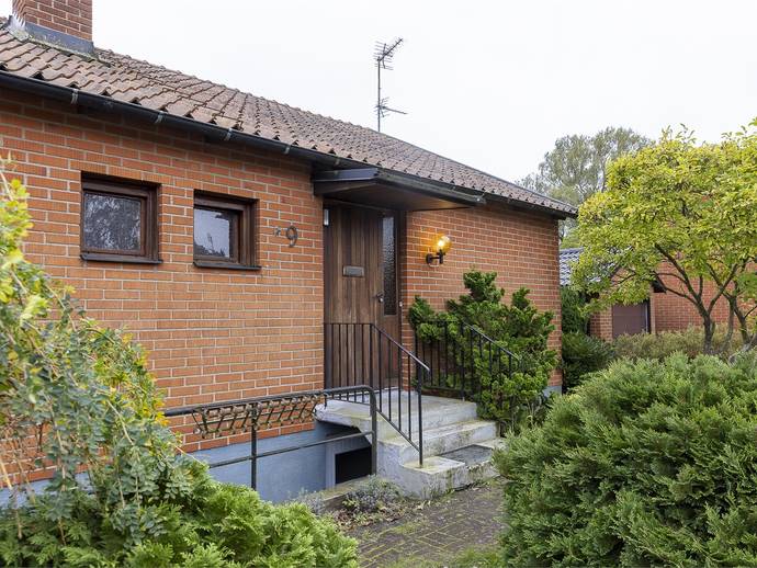4 rok · 87 m² · Stenekullevägen 9